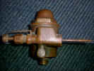 1_Piece_Reservoir_Injector.jpg (67080 bytes)